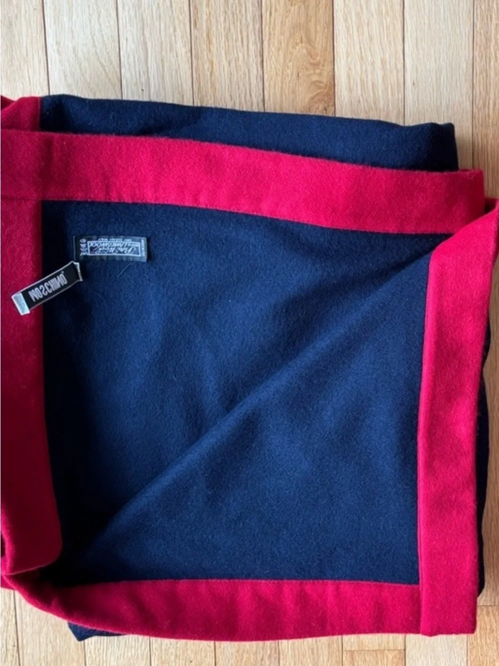NWOT Moschino Throw Blanket 100% Lambswool Made in Italy